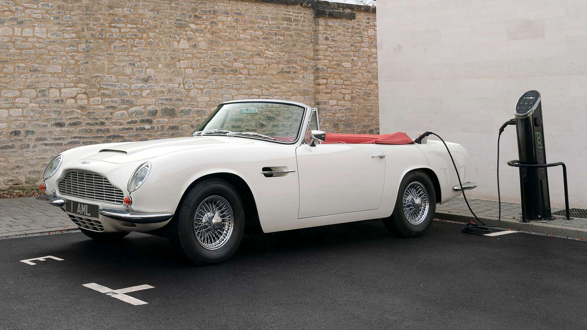 Aston Martin DB6 Electric Vehicle - MAT Foundry